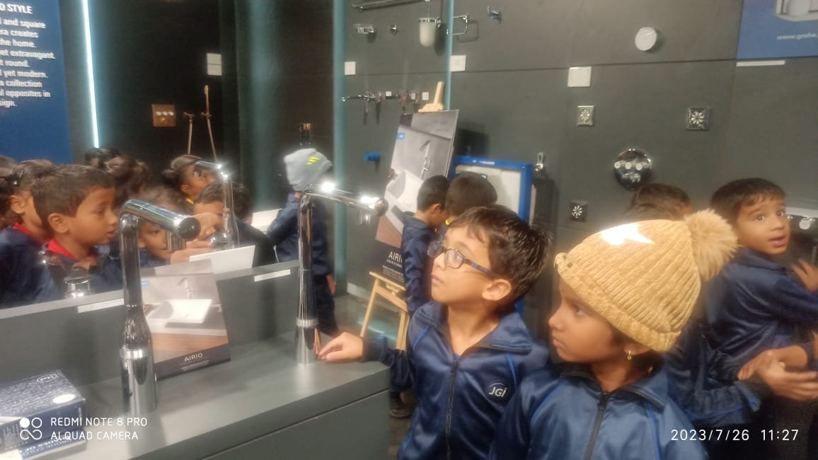 Field Trip - Photo 2